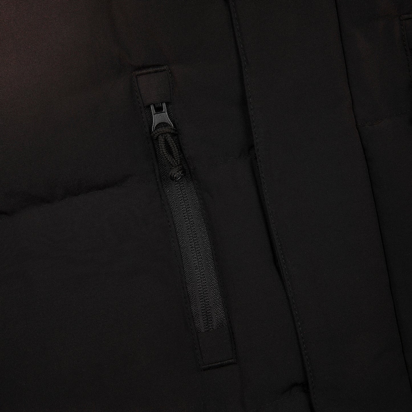 "koi fish" Puffer black